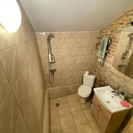 Butas R3droom Of Uzupis Vilnius